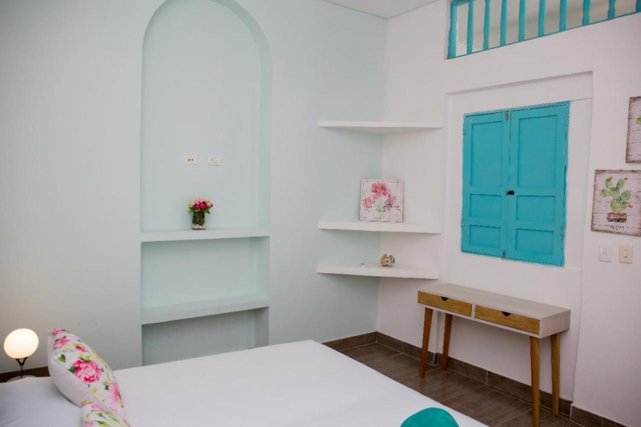 Casa Renacer Bed & Breakfast Cartagena Exterior photo